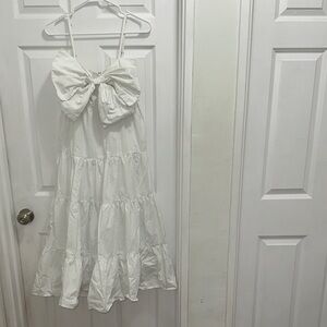 Mable White Tie-Front Tiered Spaghetti-Strap Dress with Bow